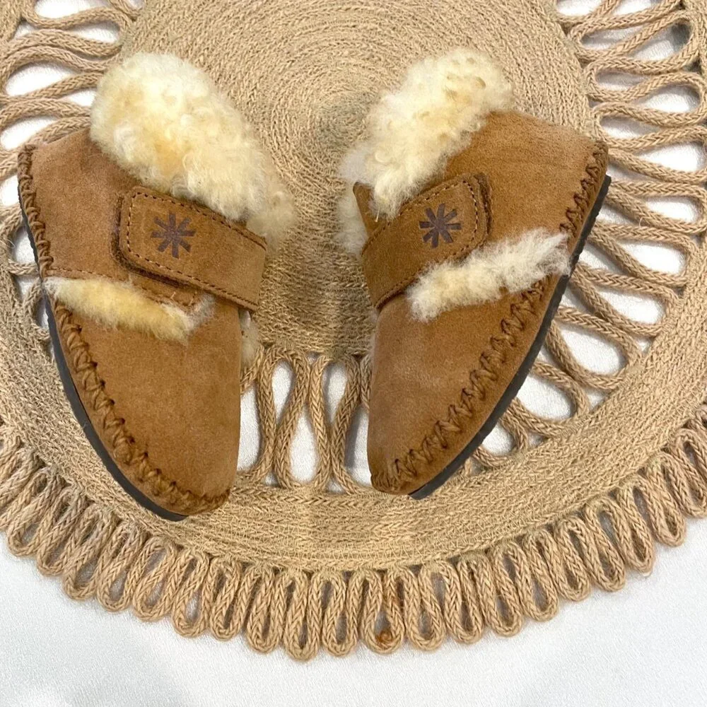 L.L. Bean Toddlers' Wicked Good Slippers Brown Suede Size 3-4
